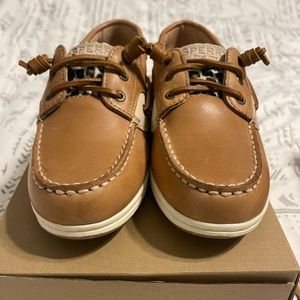 Sperry leopard boat shoes